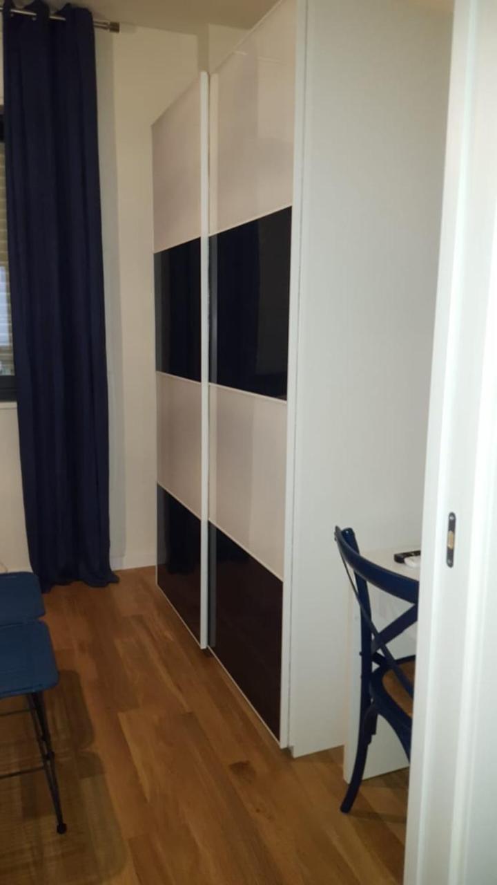 Gatto Bianco Apartment Bari Buitenkant foto