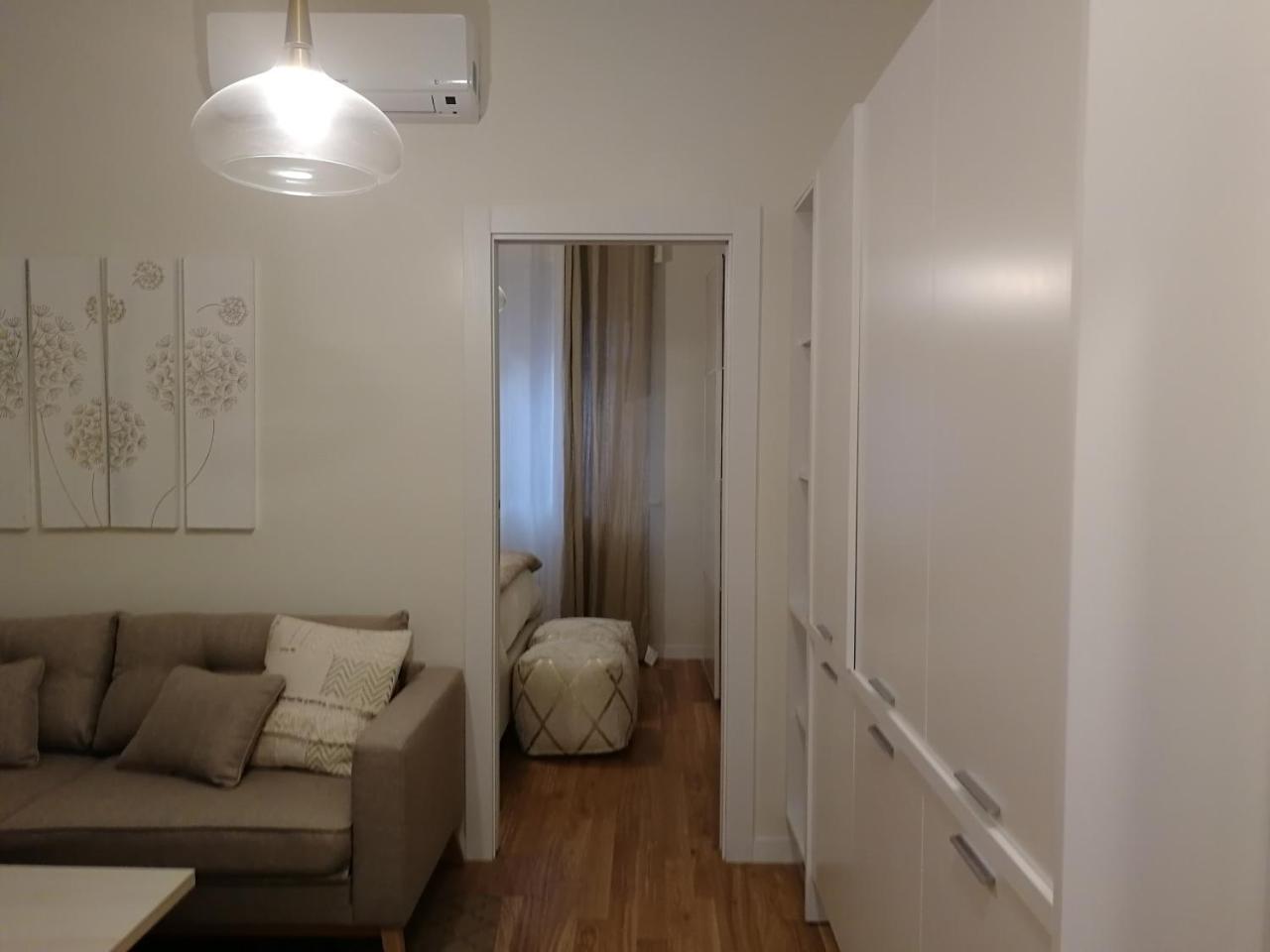 Gatto Bianco Apartment Bari Buitenkant foto